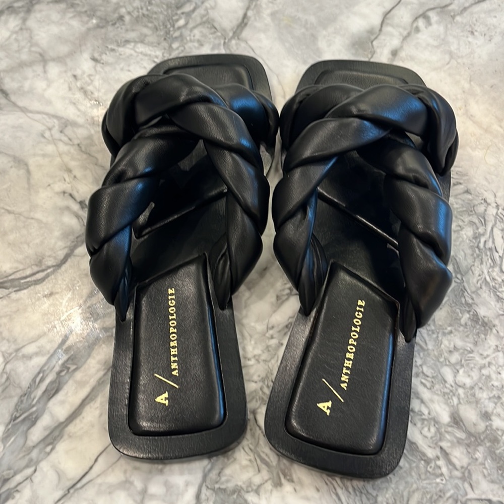 Brand new ANTHROPOLOGY sandals - Picture 3 of 7